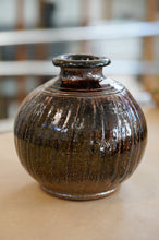 Load image into Gallery viewer, Brown Vase - Kotuku Pottery.